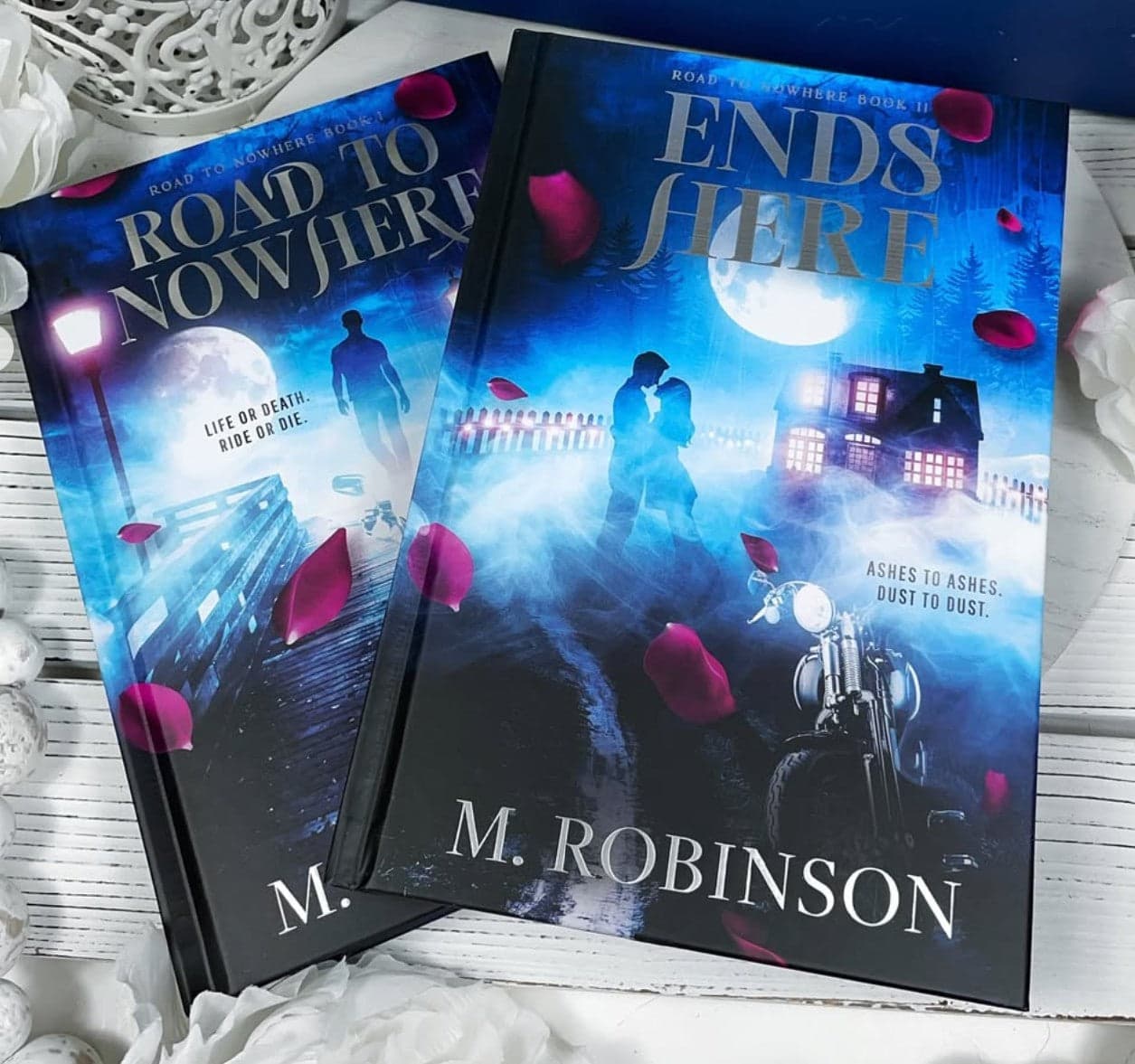 Cover of Road to Nowhere set by M. Robinson
